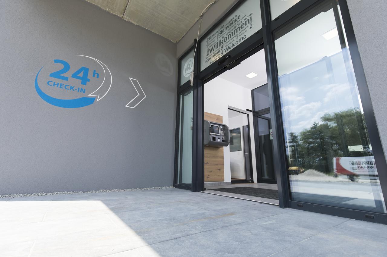 Pilsting Motel Isar | 24H/7 Checkin מראה חיצוני תמונה